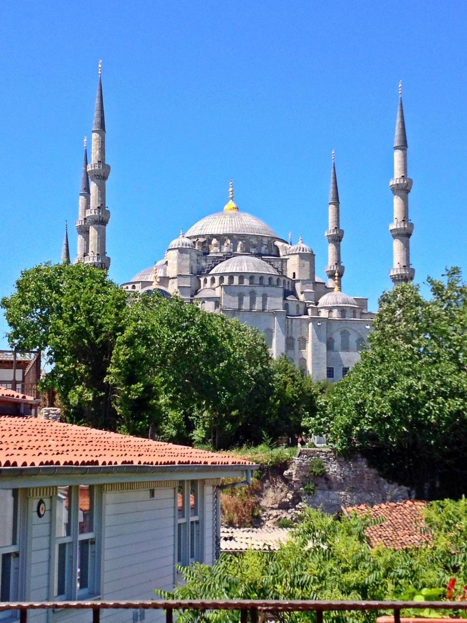 Naz Wooden House Inn Istanbul Exterior foto