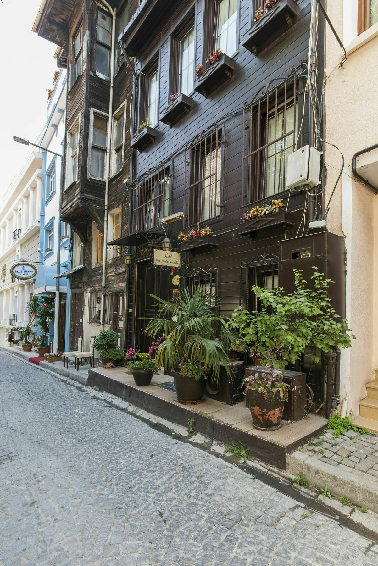 Naz Wooden House Inn Istanbul Exterior foto