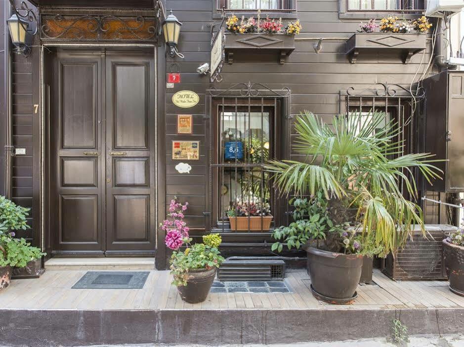 Naz Wooden House Inn Istanbul Exterior foto